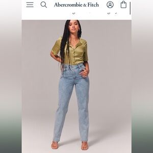 Abercrombie & Fitch 90s Straight Ultra High Rise-Medium Wash